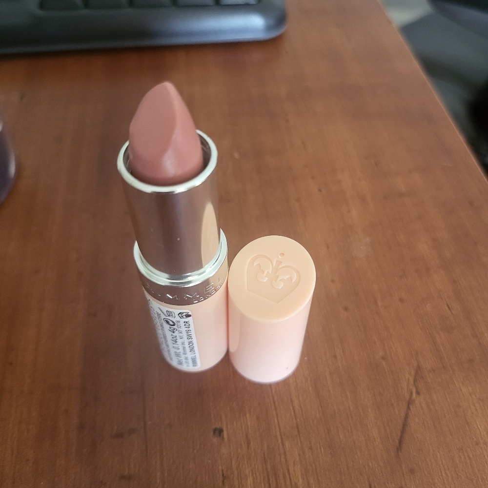 Rimmel london lip stick
